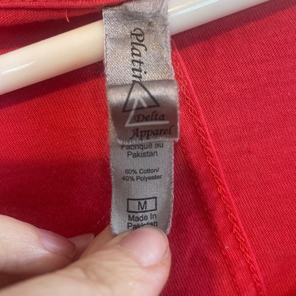 Womens Spellout Casual Everyday Scoop Neck "God's Favorite" T-Shirt Red Medium - Picture 3 of 6